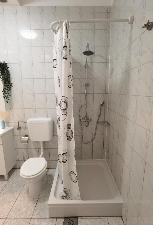 Ivan B&B, 5 Star Superior Room, Near The See And Park Novigrad  Bagian luar foto