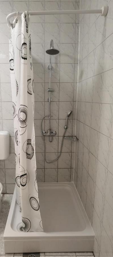 Ivan B&B, 5 Star Superior Room, Near The See And Park Novigrad  Bagian luar foto
